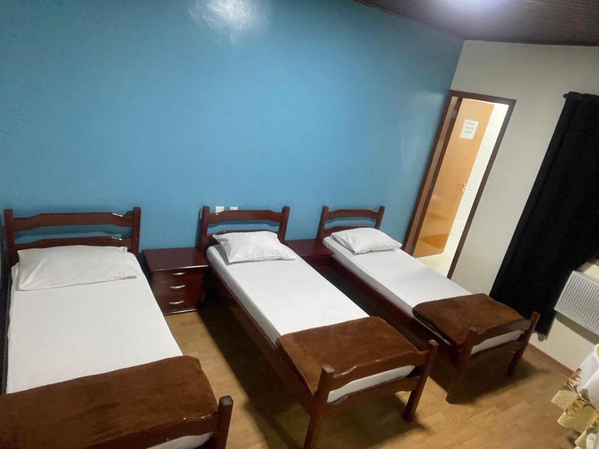 Lara's Hotel